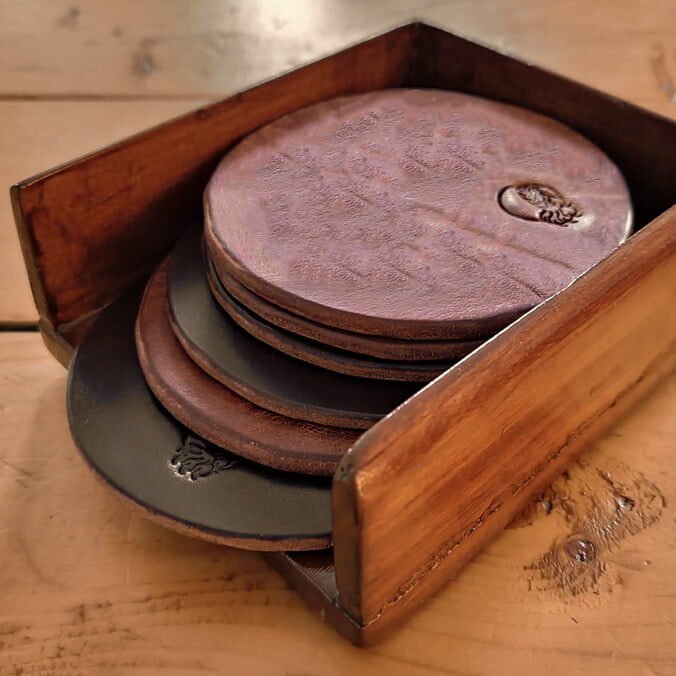 Sous-Verres en retailles de cuir et bois recyclé