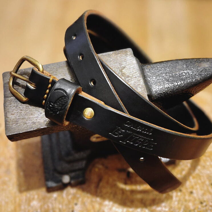 Ceinture #34 Noir (1″) 13 oz Boucle Antique